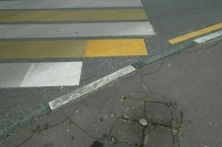 В Москве мотоциклист столкнулся с автомобилем и сбил пешехода