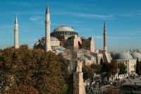 Власти Турции потребовали от Швеции наказать причастных к поджогу Корана