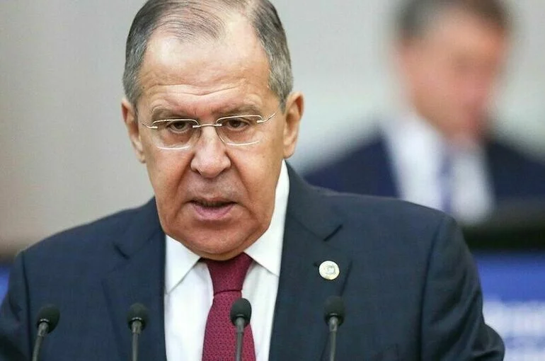 Лавров: РФ знает о нарушении ООН требования не получать указаний от правительств
