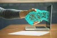 Любовь и роботы: чем опасны сайты знакомств