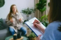 Лечить людей с психическими расстройствами будут по-новому