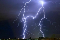 В Петербурге объявили «желтый» уровень опасности из-за погодных условий