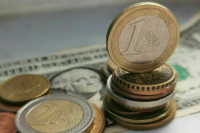 Курс евро на Московской бирже превысил 99 рублей впервые с марта 2022 года