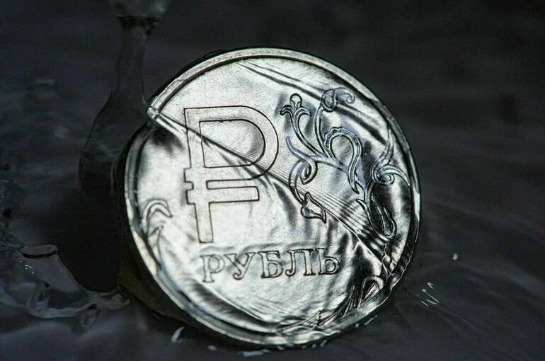 Доля расходов госуправления в ВВП России выросла до 24,1%