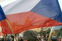 Чехия передаст Украине вертолеты и боеприпасы