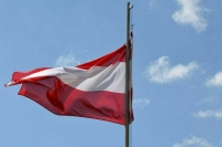 Глава МИД Австрии призвал оказывать Киеву «правильную поддержку»