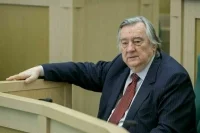 Президент наградил писателя Проханова орденом Александра Невского