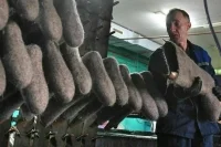Забытые советские ГОСТы на бумагу отменят, а стандарты на валенки и тушенку не забудут