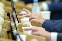 К гостайне не допустят людей с гражданством и счетами за рубежом