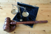 Отцам разрешат требовать с жен алименты в суде