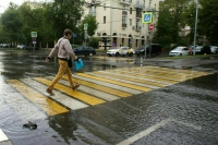 Москвичей предупредили о приближающейся грозе