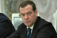 Медведев призвал готовиться к тому, что Киев все чаще выбирает мирные цели для ударов