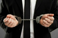 Замглавы управления ФСИН по Приморью арестован за аферу с тарой для колонии