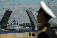 День ВМФ без самолетов, но с гостями из Африки