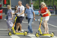 В ЛДПР подготовили проект о штрафах за нарушение правил вождения электросамокатов