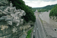 Южная Осетия: туда не летают самолеты и не ходят поезда