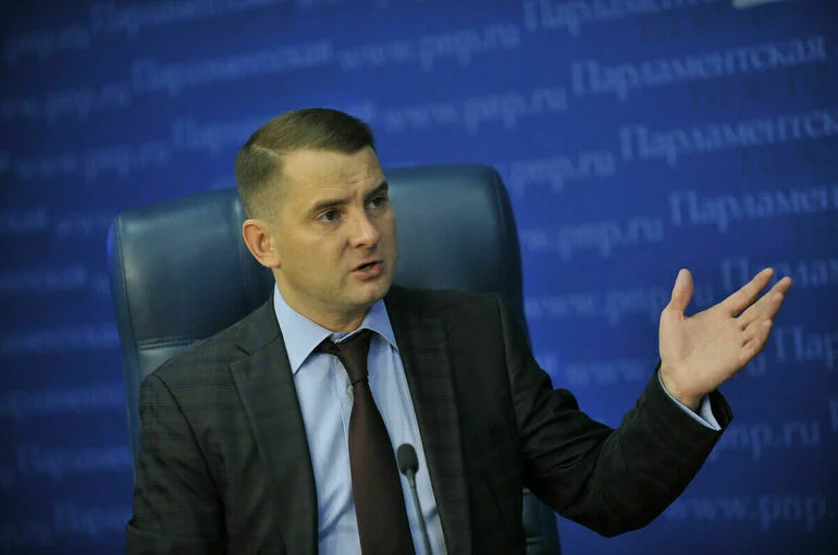 Нилов считает, что самокатами в Москве может заняться туристическая полиция