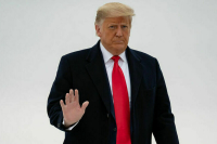 Трампа тащат в тюрьму