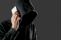 Как распознать диверсанта по телефону