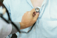 Кардиолог рассказала, как на сердце влияют инфекции