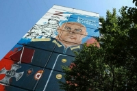 Депутат призвал расписать стены домов в городах портретами участников СВО
