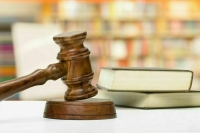 Суд еще на три месяца продлил арест журналисту WSJ Гершковичу