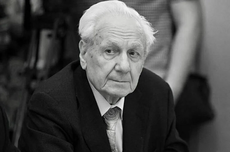 В Москве простились с бывшим главой администрации Ельцина Сергеем Филатовым