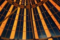 В Барнауле гимнастка сорвалась с высоты во время выступления
