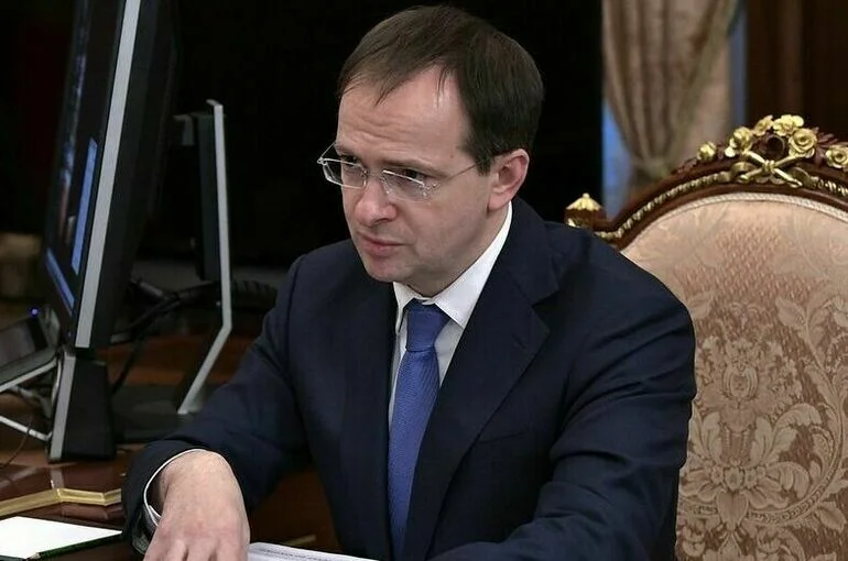 Мединский рассказал, почему Ломоносов жаловался друзьям на жену