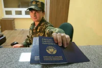 Граждане Белоруссии больше не смогут получить паспорт за рубежом