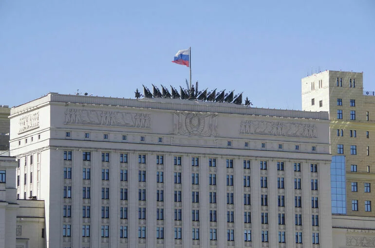 Российские военные уничтожили в Черном море три катера с десантом ВСУ