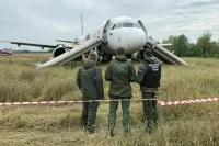 Пассажир экстренно севшего под Новосибирском самолета рассказала о случившемся