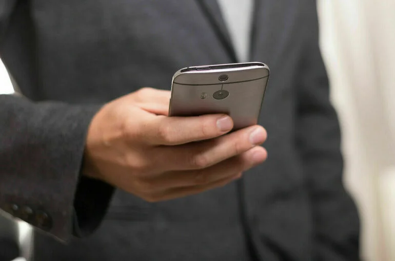 Немкин объяснил, почему Telegram все еще существует