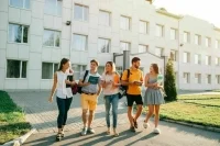 Минобрнауки отрегулирует подачу заявлений на целевое обучение через госуслуги