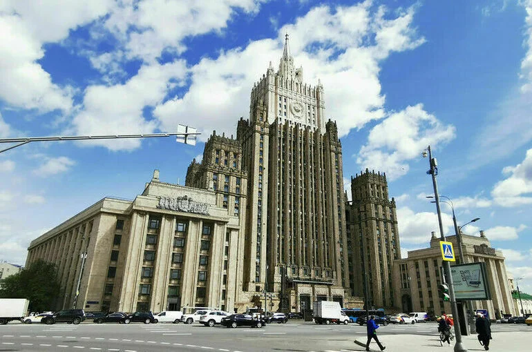 В МИД подчеркнули все более агрессивный характер учений НАТО