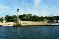 Севастопольскую бухту открыли для движения морского транспорта