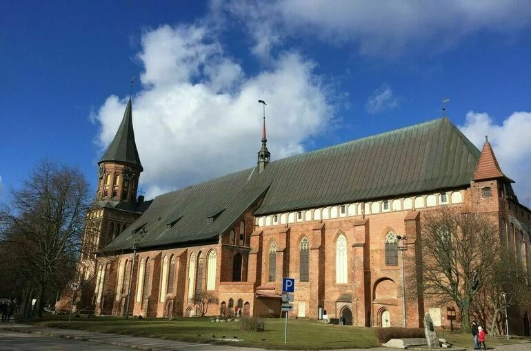 Сенатор Шендерюк-Жидков назвал цирком переименование Калининграда в Эстонии