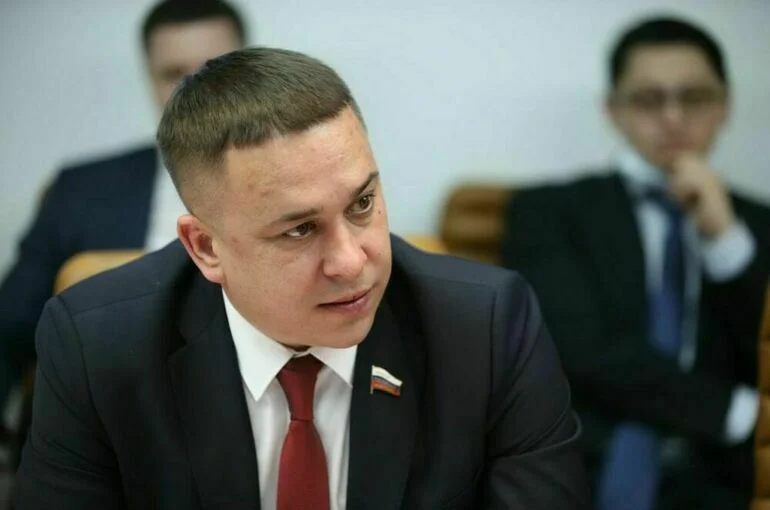 Гибатдинов объяснил, почему фильмы эффективны в популяризации учителей