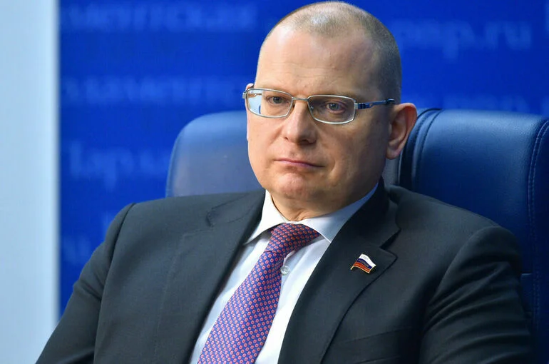 Долгов рассказал о проблемах с импортозамещением в дорожно-строительной отрасли