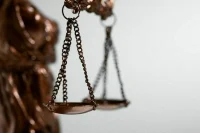 Гособвинение требует приговорить Марину Овсянникову к 9,5 года колонии