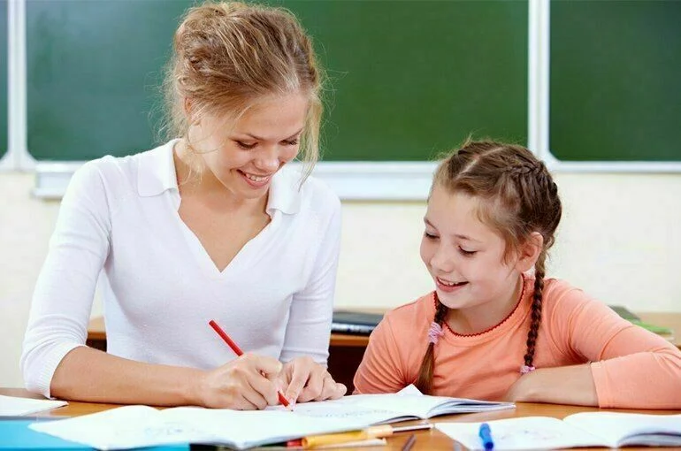 Родителям хотят разрешить вступаться за учителей