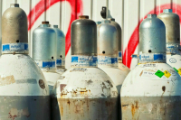 Газовые баллоны предложили размещать вне зданий