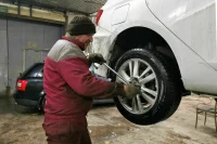 Закон подскажет, когда автомобилисту менять летние шины на зимние