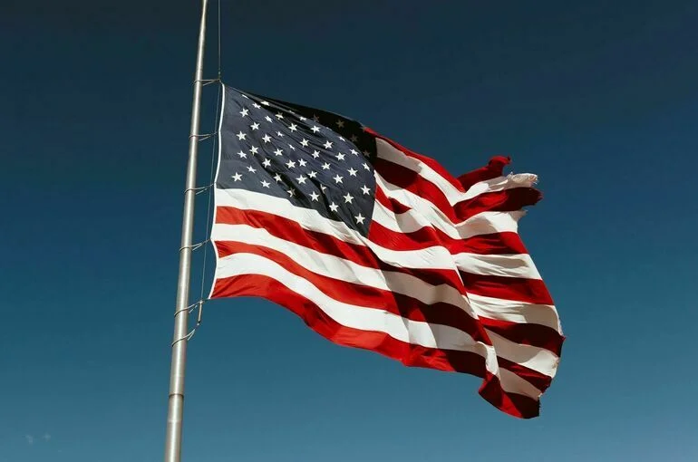 Чиновник госдепа США уволился в знак протеста против поставок оружия Израилю