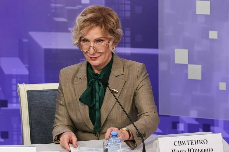 Святенко призвала минимизировать риски бедности семей с детьми