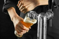 Регионам хотят помочь бороться с наливайками в жилых домах