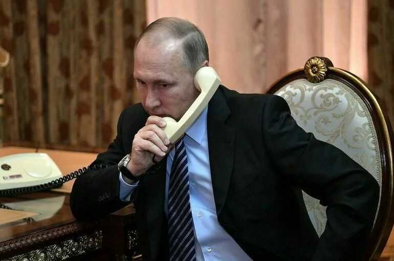 Путин подтвердил готовность России к диалогу по Украине