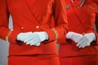 С кариесом и заячьей губой в пилоты и стюардессы не возьмут