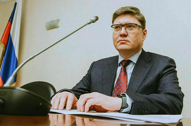 Исаев: В 2024 году вырастут зарплаты в бюджетной сфере