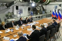 Путин удивился зарплатам в космической отрасли